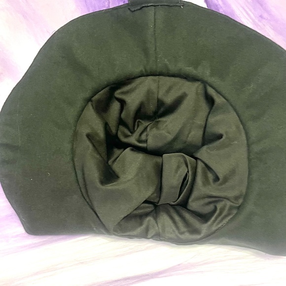 Halloween Elegant Witches Hat - NEW ITEM - Picture 5 of 6